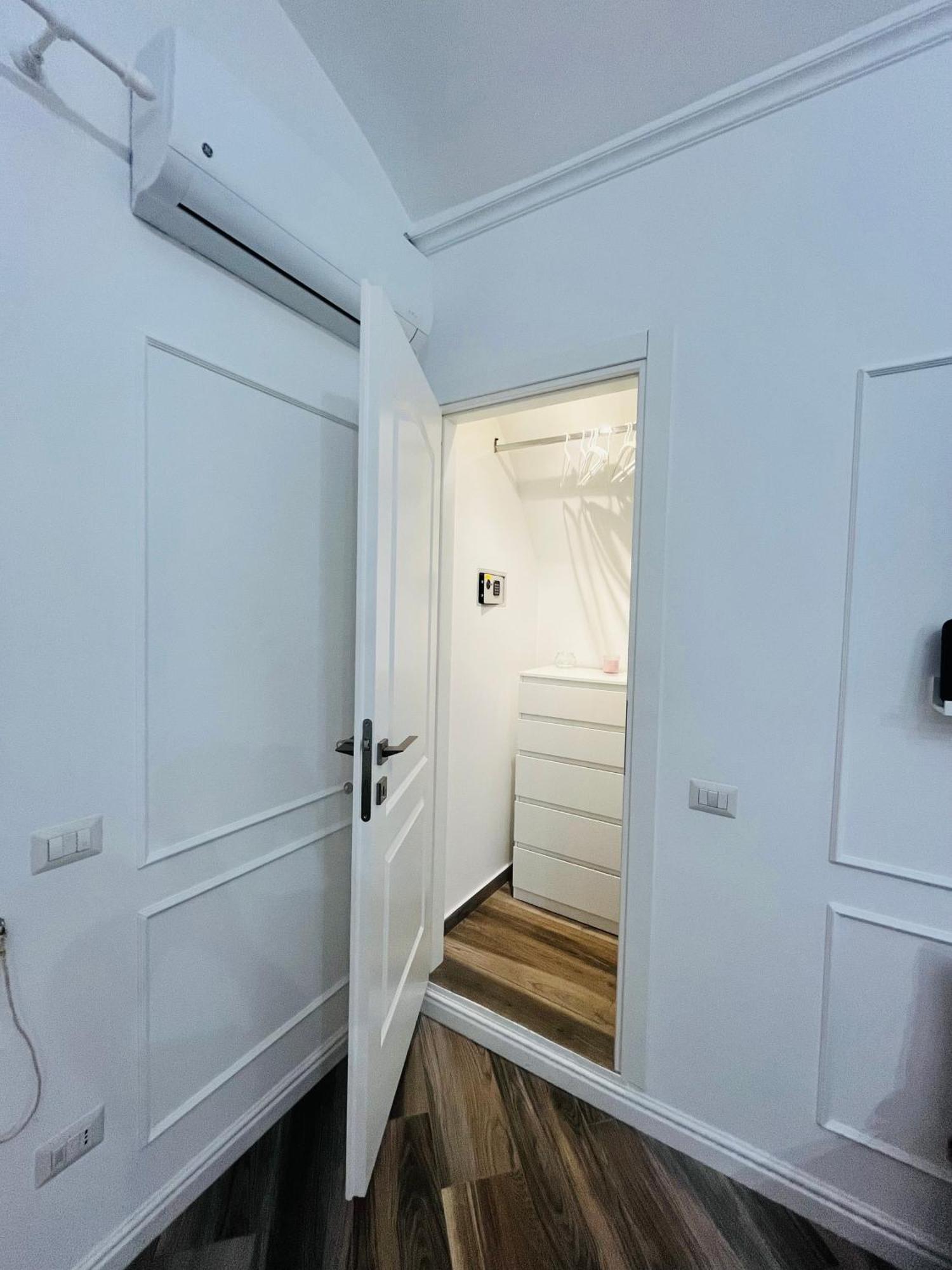 Donn'anna Center Appartement Napels